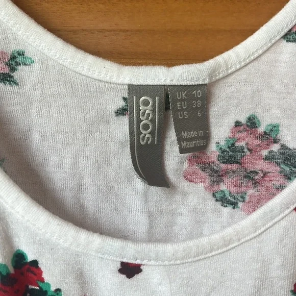 ASOS floral tank - Picture 2 of 4